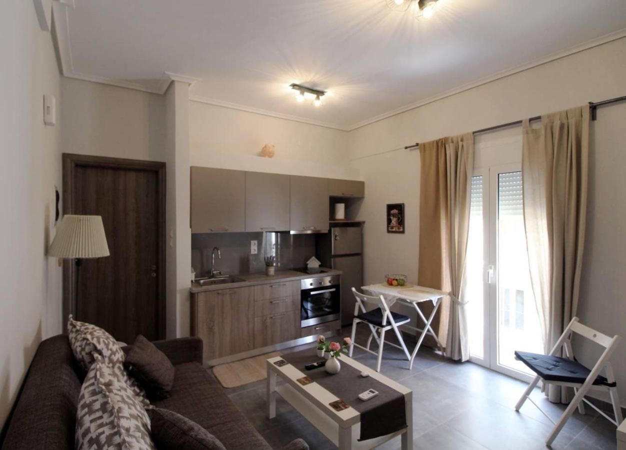 Luxury Flat In Hilton, Central Athens, 3' Metro, Vfm! エクステリア 写真