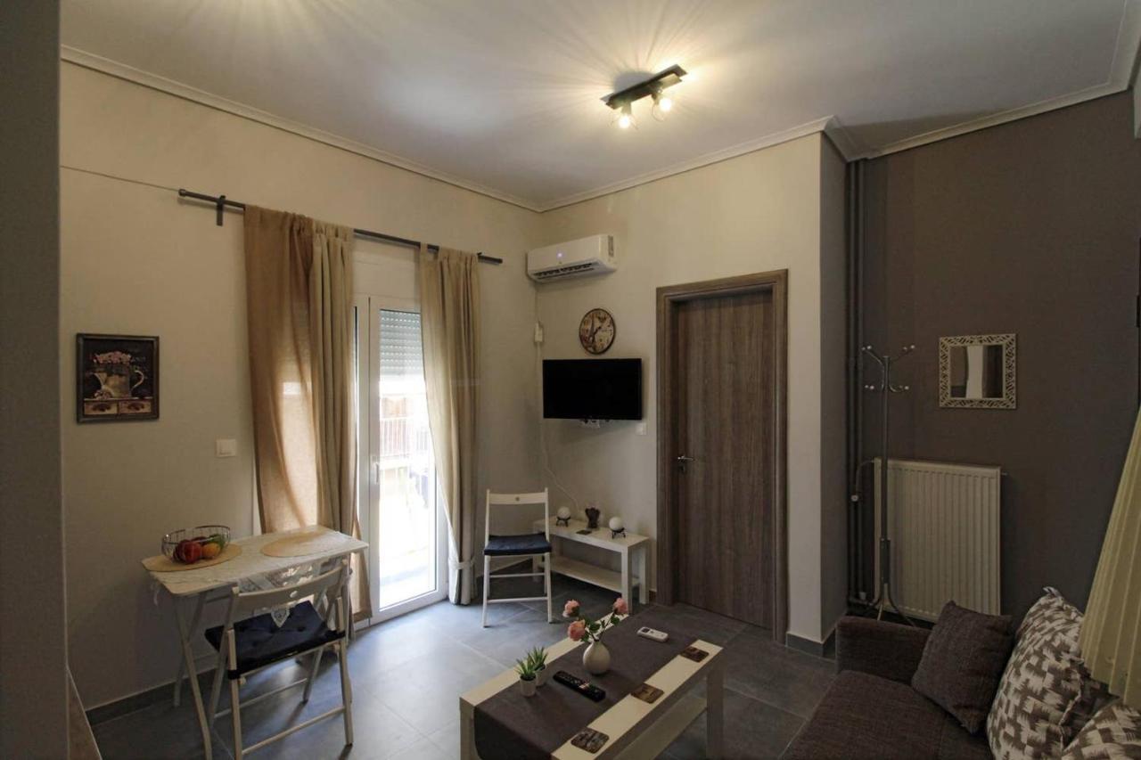 Luxury Flat In Hilton, Central Athens, 3' Metro, Vfm! エクステリア 写真